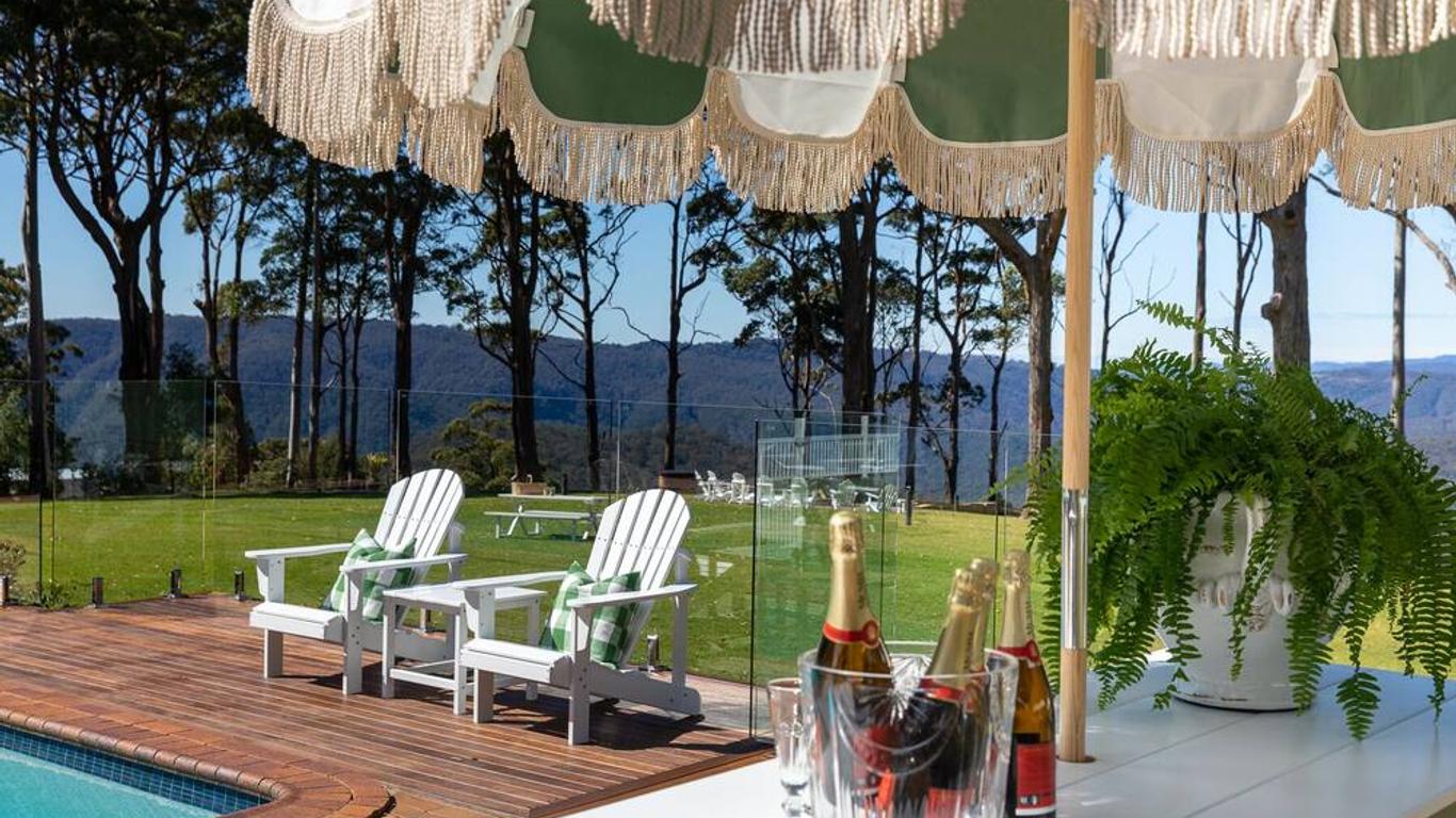 Verandah House Country Estate