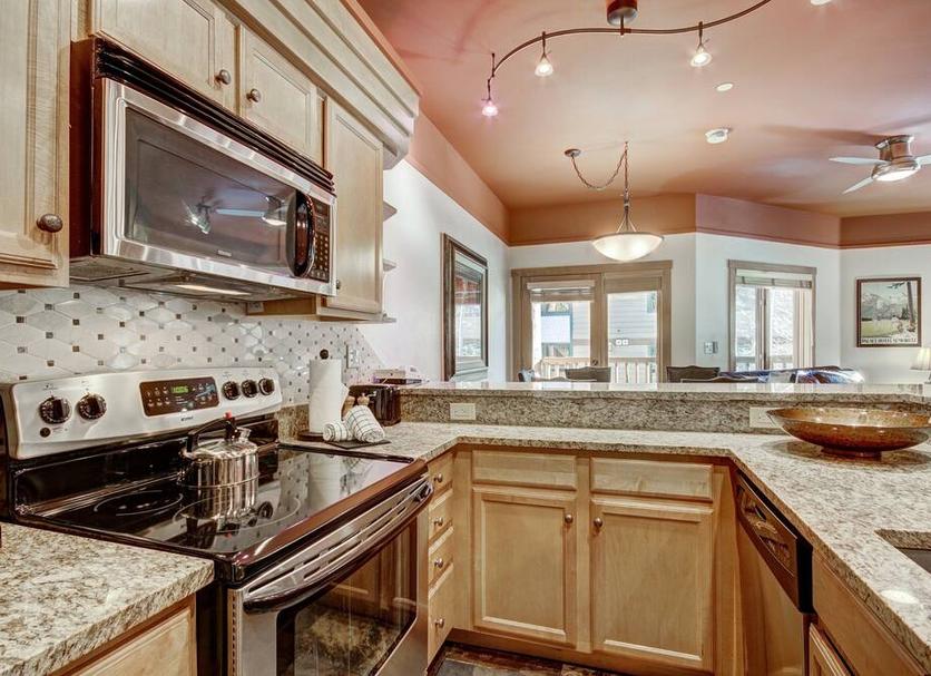 Kitchen Photo