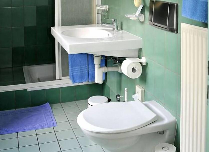 Bathroom Photo