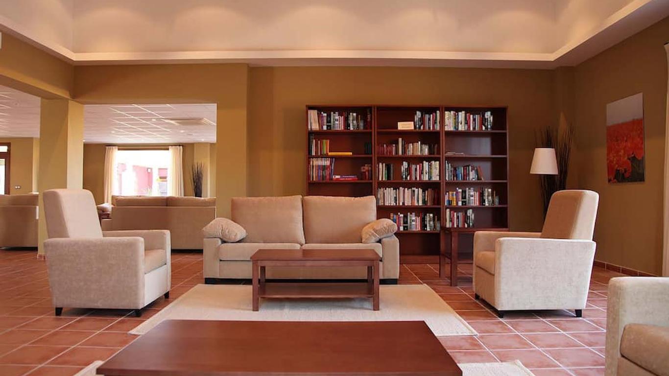 Santara Resort & Spa