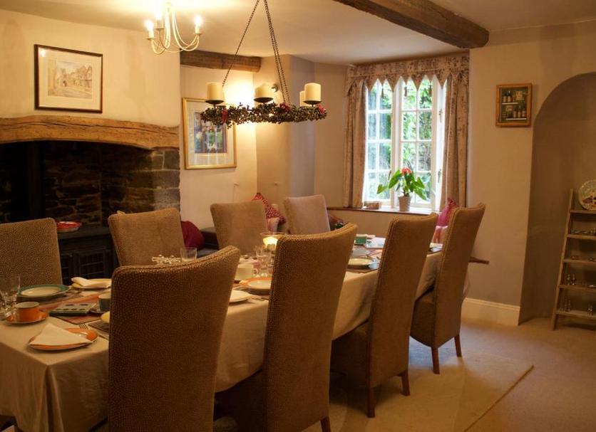 Dining room Photo
