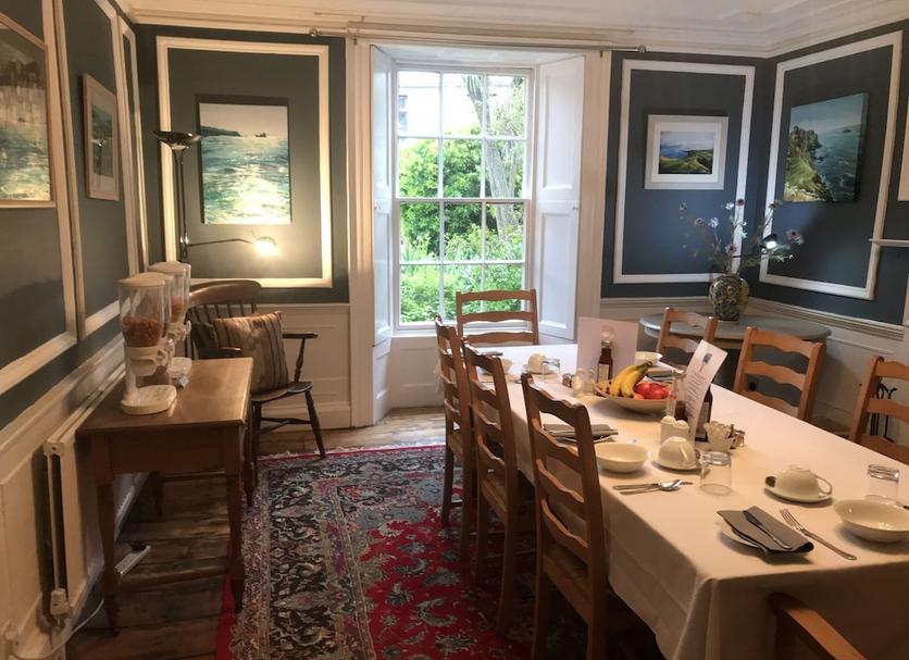 Dining room Photo