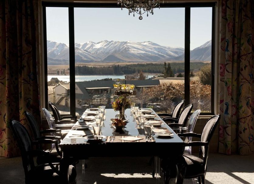 Dining room Photo