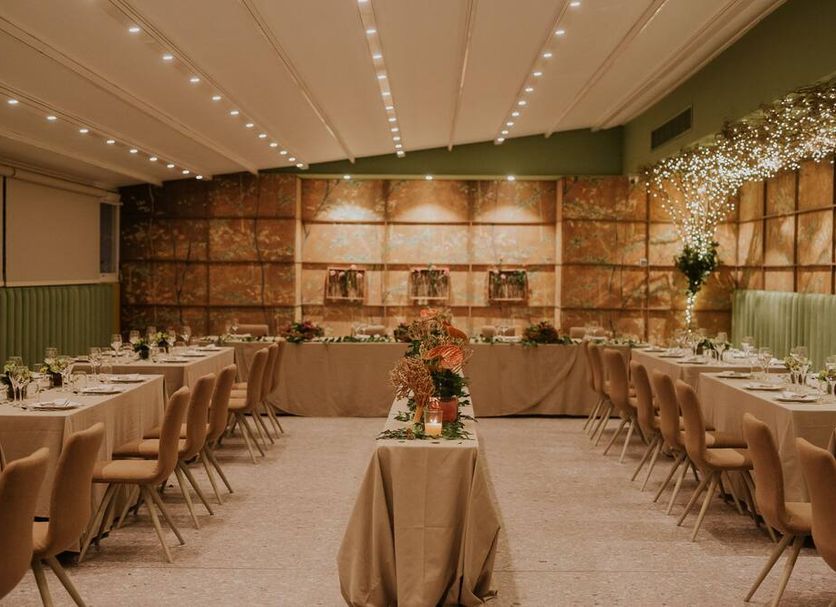 Banquet hall Photo