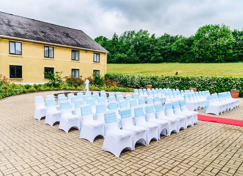 Banquet hall Photo