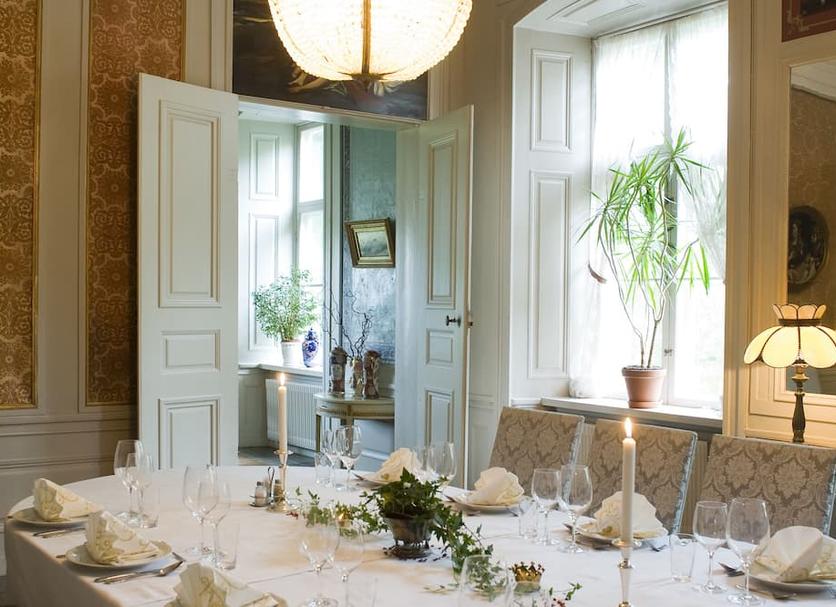Dining room Photo