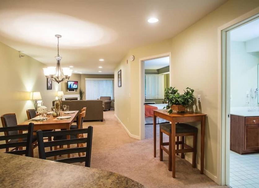 Dining room Photo