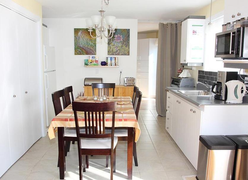 Dining room Photo