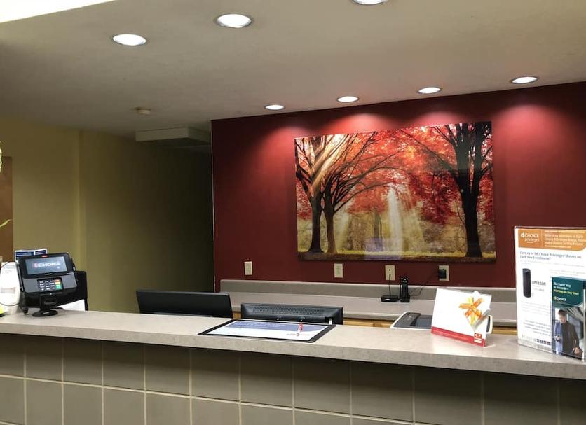 Front desk Photo