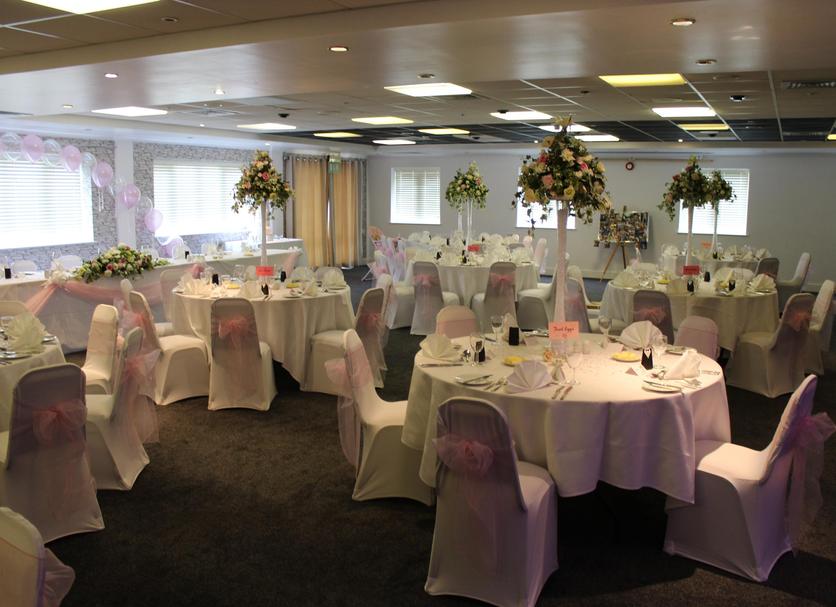 Banquet hall Photo