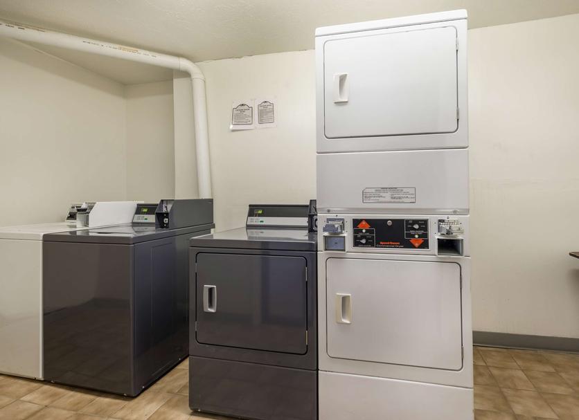 Laundry facility Photo