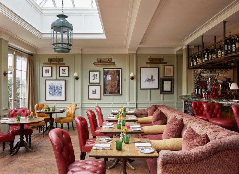 Restaurant Photo