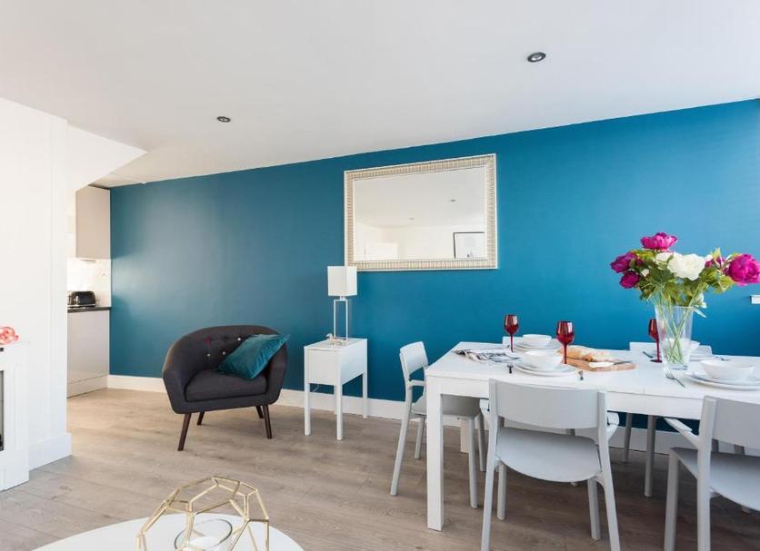 Dining room Photo