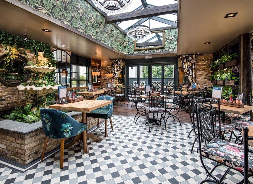 Restaurant Photo