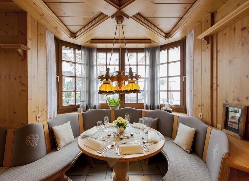 Dining room Photo