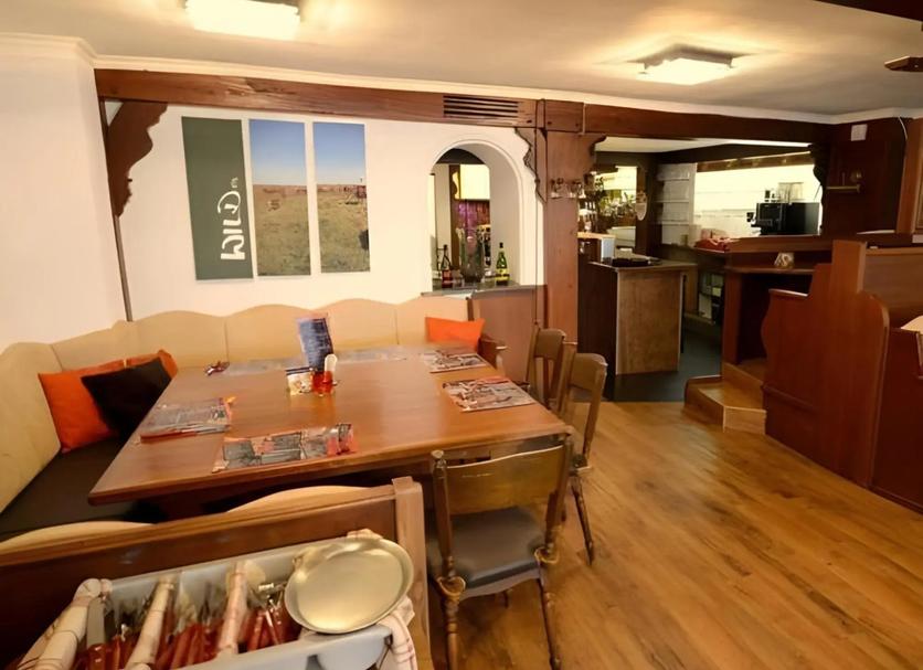 Dining room Photo
