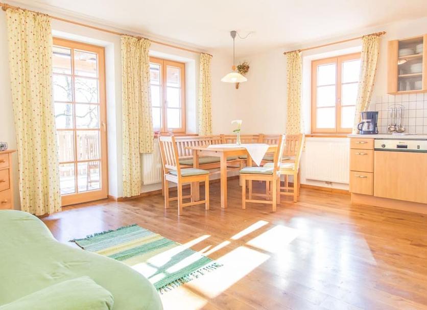 Dining room Photo