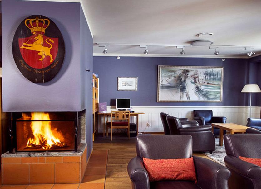 Lounge Photo