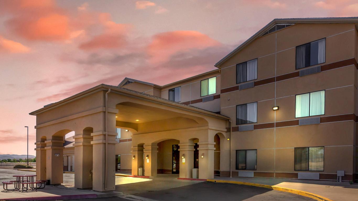 Comfort Inn & Suites