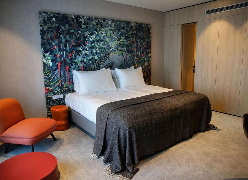 Bedroom Photo