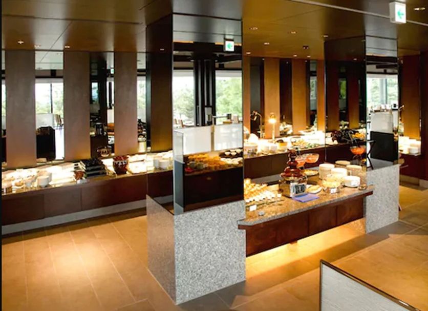 Buffet Photo
