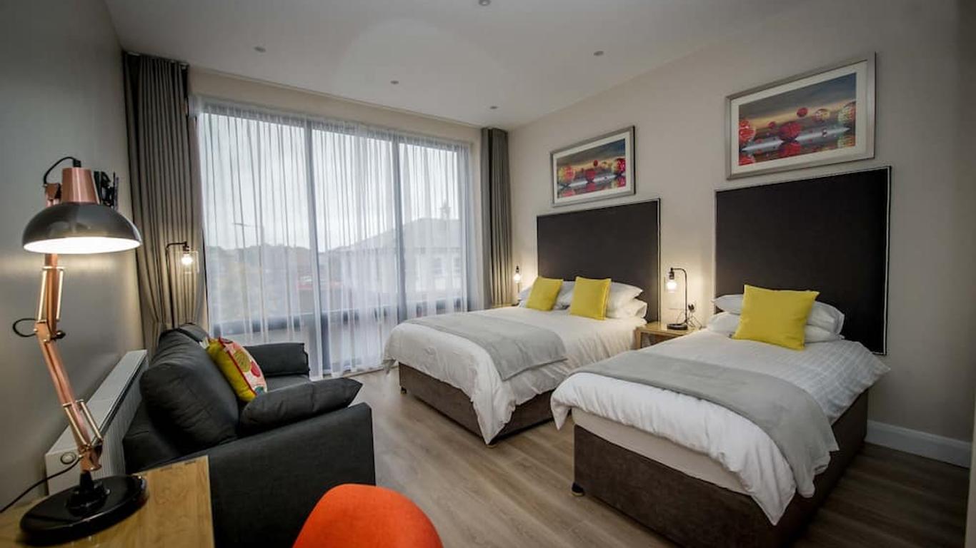 The James Suites
