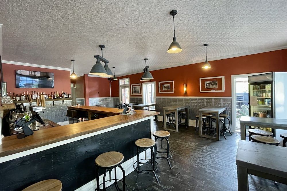 Bar
