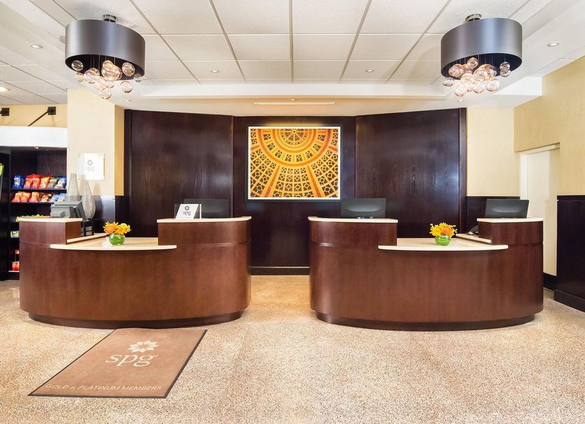 Front desk Photo