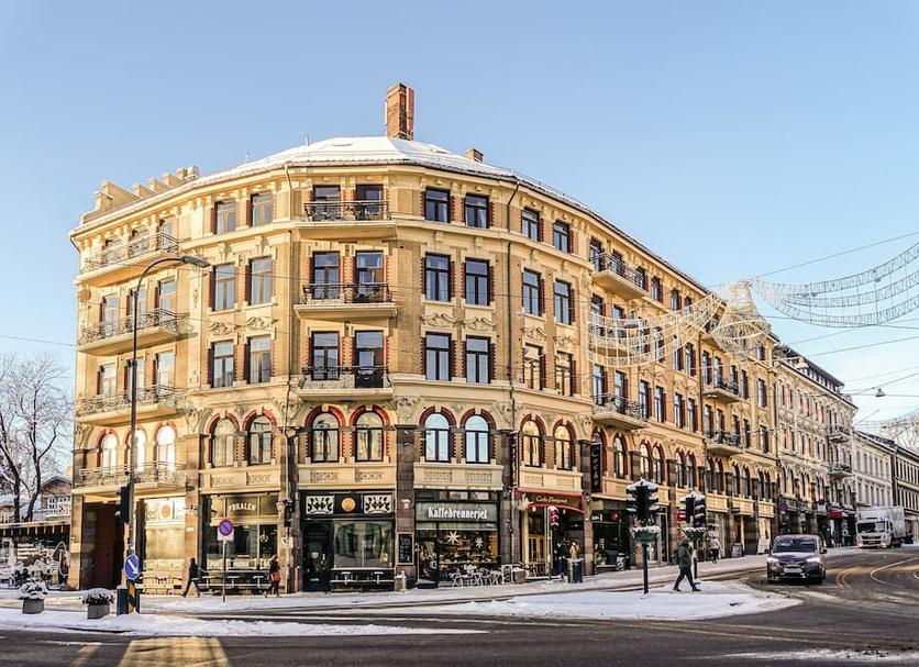 Building Photo