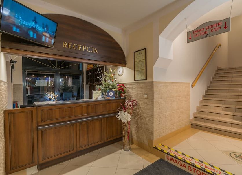 Front desk Photo