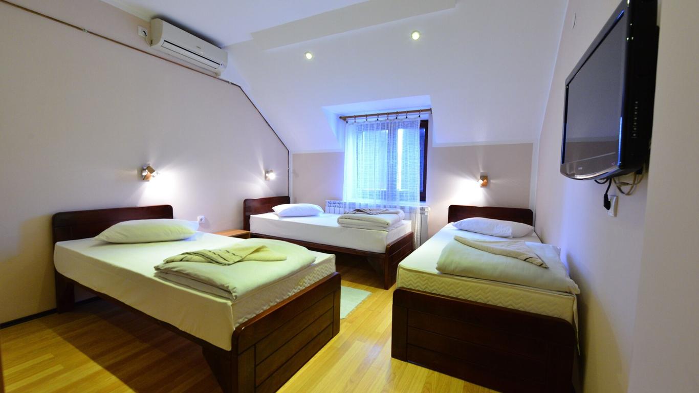 Apartments & Accommodation Stojic