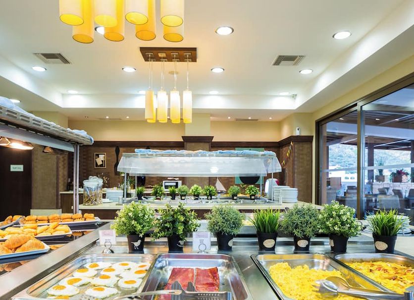 Buffet Photo