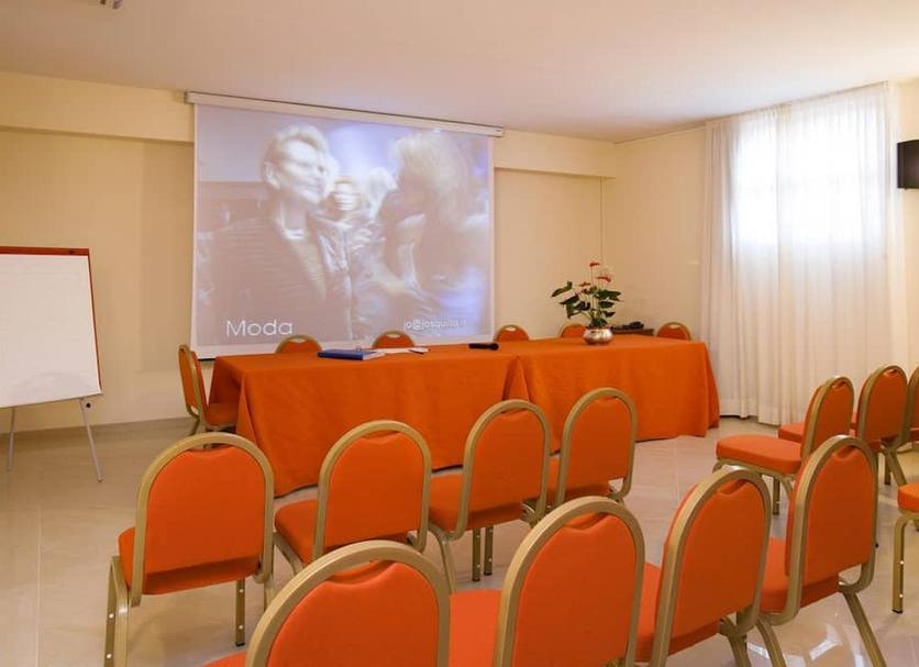 Conference room Photo