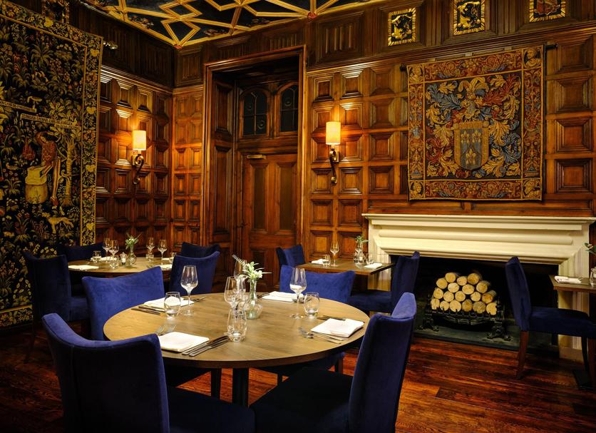 Restaurant Photo