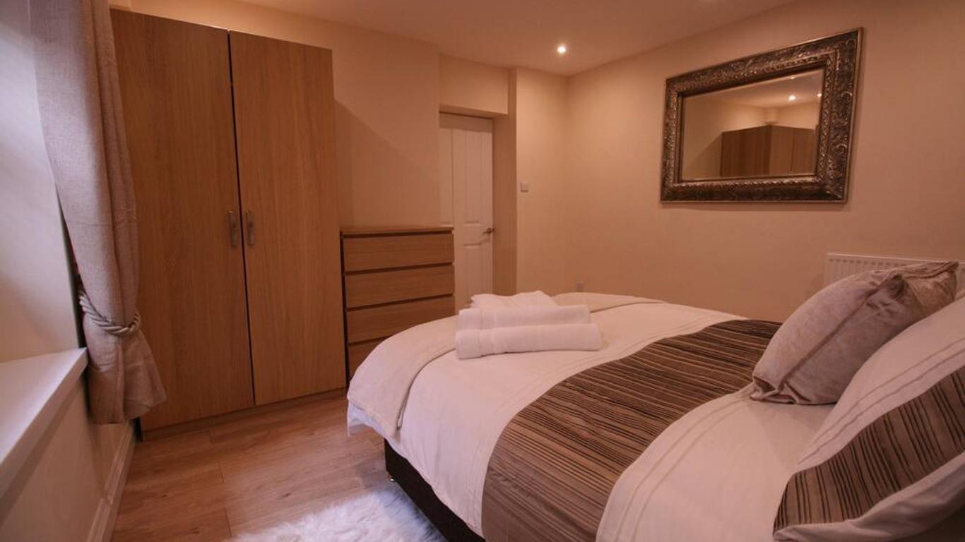 The Thomas Suite