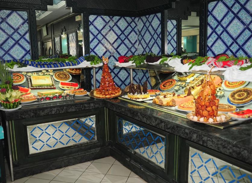 Buffet Photo