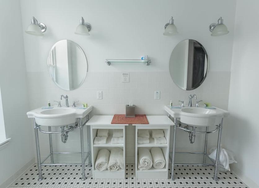 Bathroom Photo