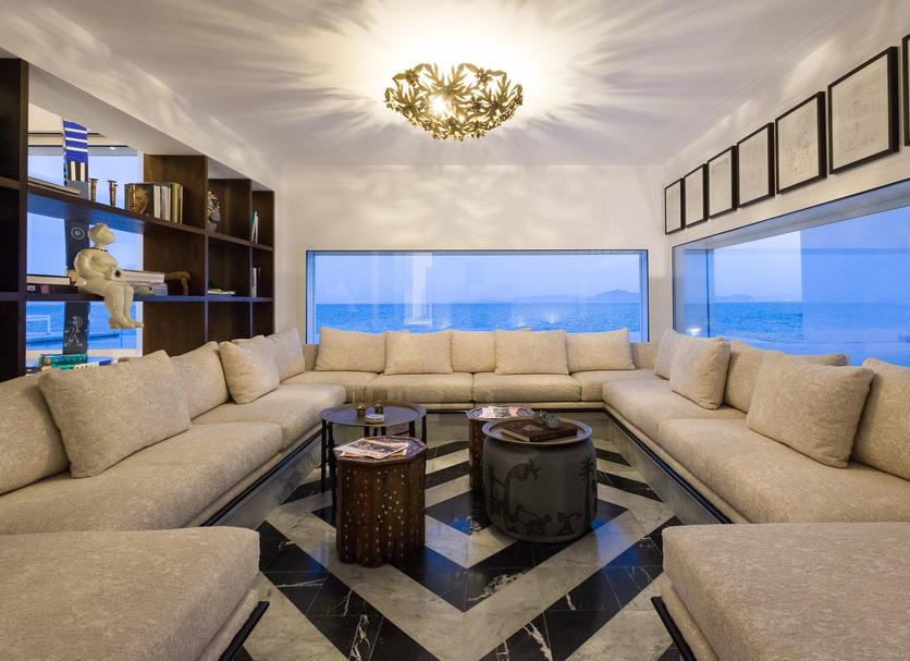 Living room Photo