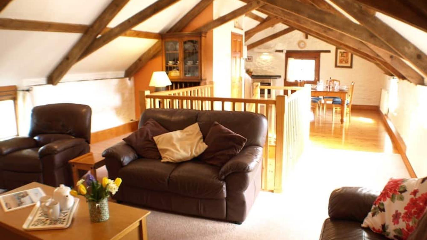 Polean Farm Cottages