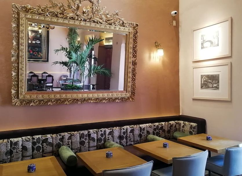 Restaurant Photo