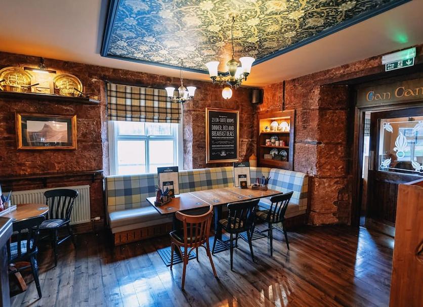 Dining room Photo