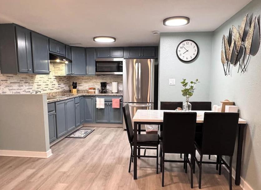 Kitchen Photo