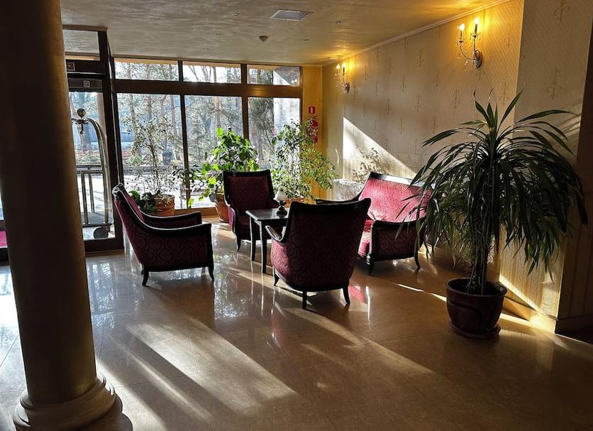 Lobby Photo