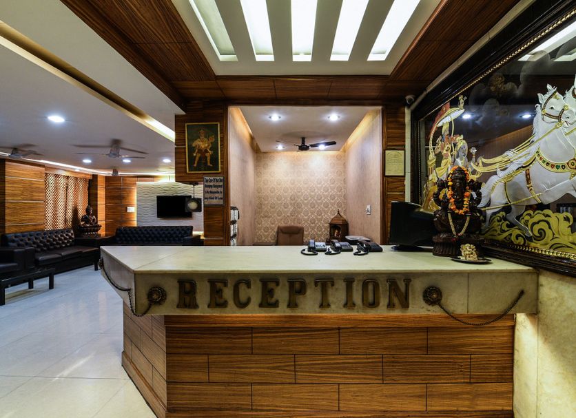 Front desk Photo