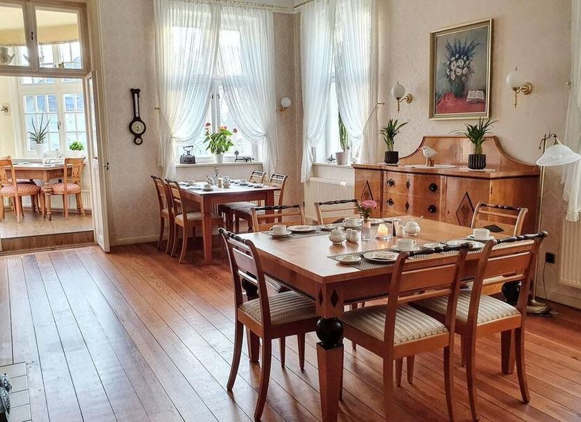 Dining room Photo