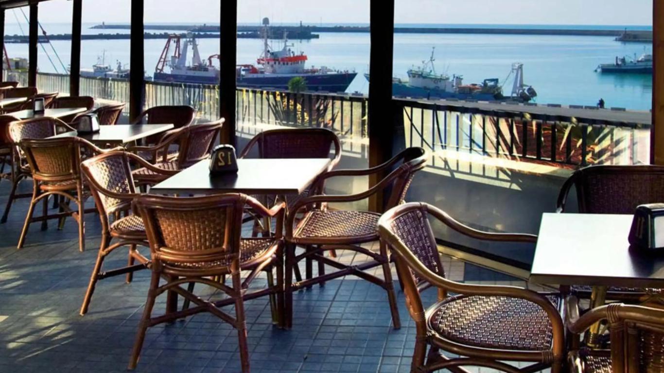 Hotel Al Faro