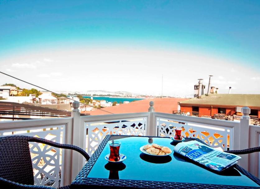 Balcony Photo