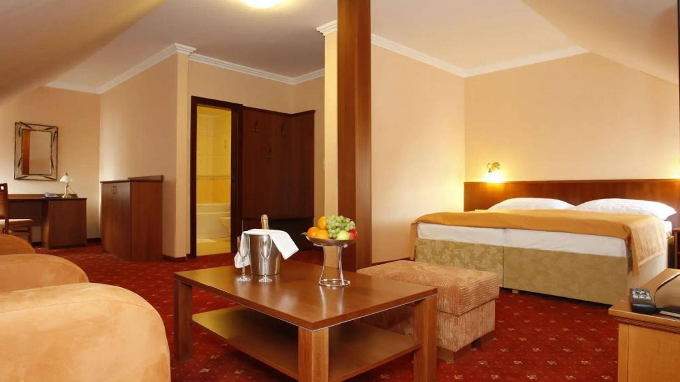 Hotel Majolika