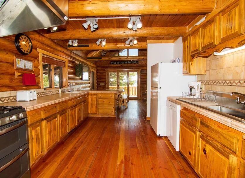 Kitchen Photo