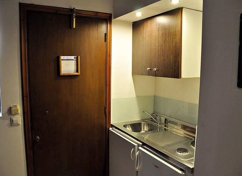 Kitchen Photo